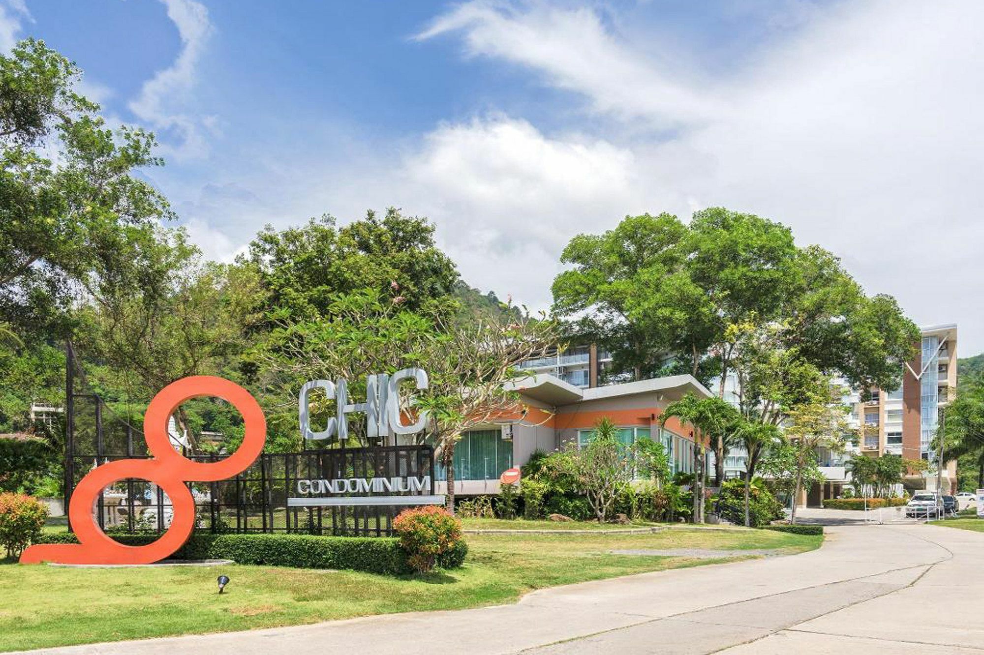 Chic Residences At 3*